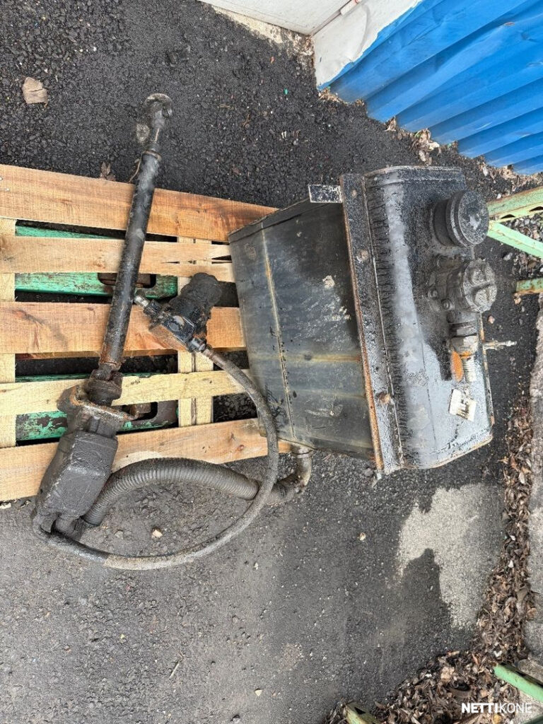 Hiab Hydrauliikka tarvikkeita Pumppuja eri malleja