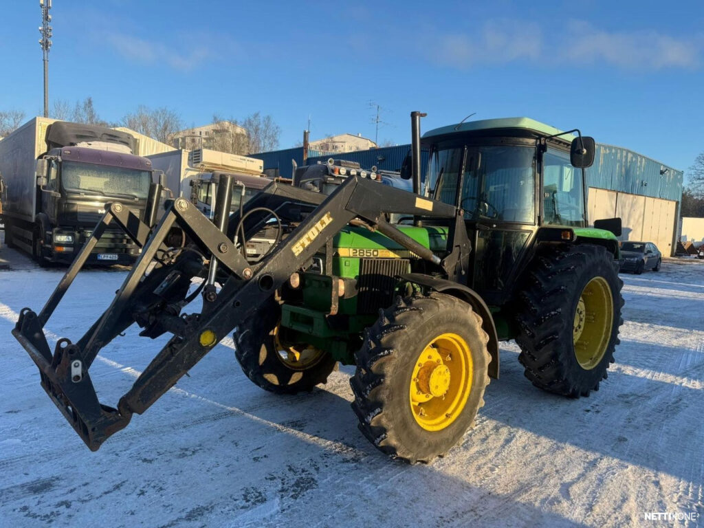 John Deere 2850 4x4 etukuormaaja sis alv Hinta sis alv