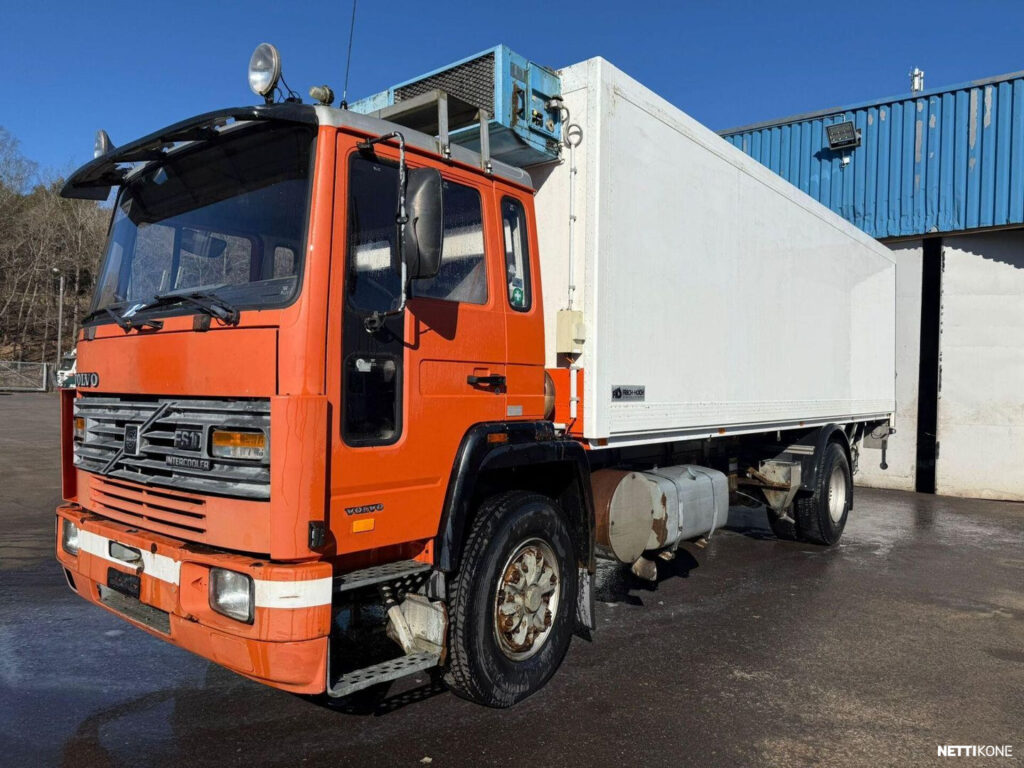 Volvo FS10 4x2 Steel suspension